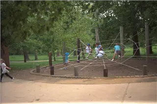 small_9400 1025 family, cloudsImg0001.webp